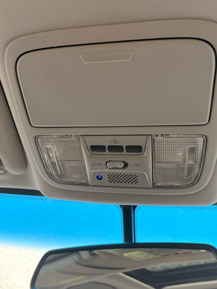 Acura TSX 5-speed AT with Navigation 2007