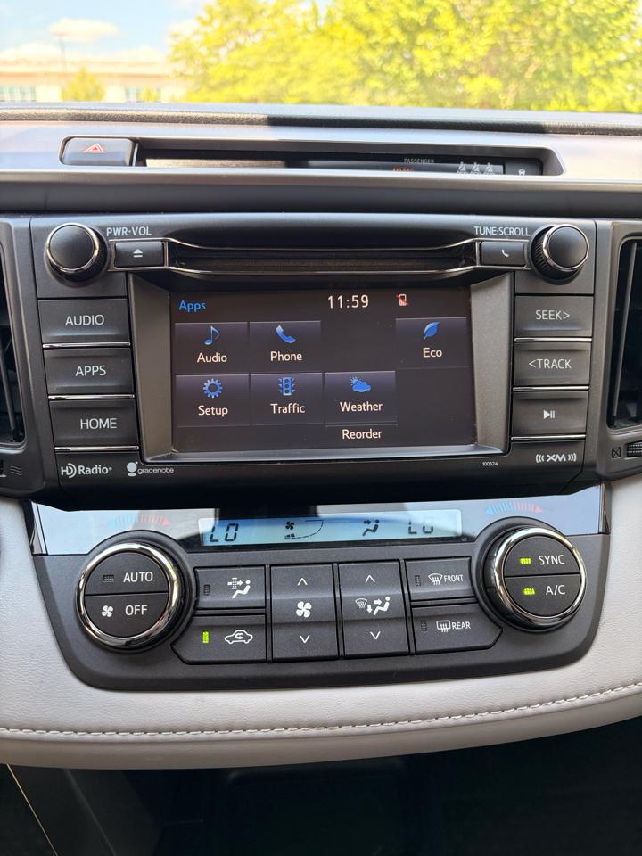 Toyota RAV4 XLE AWD 2018