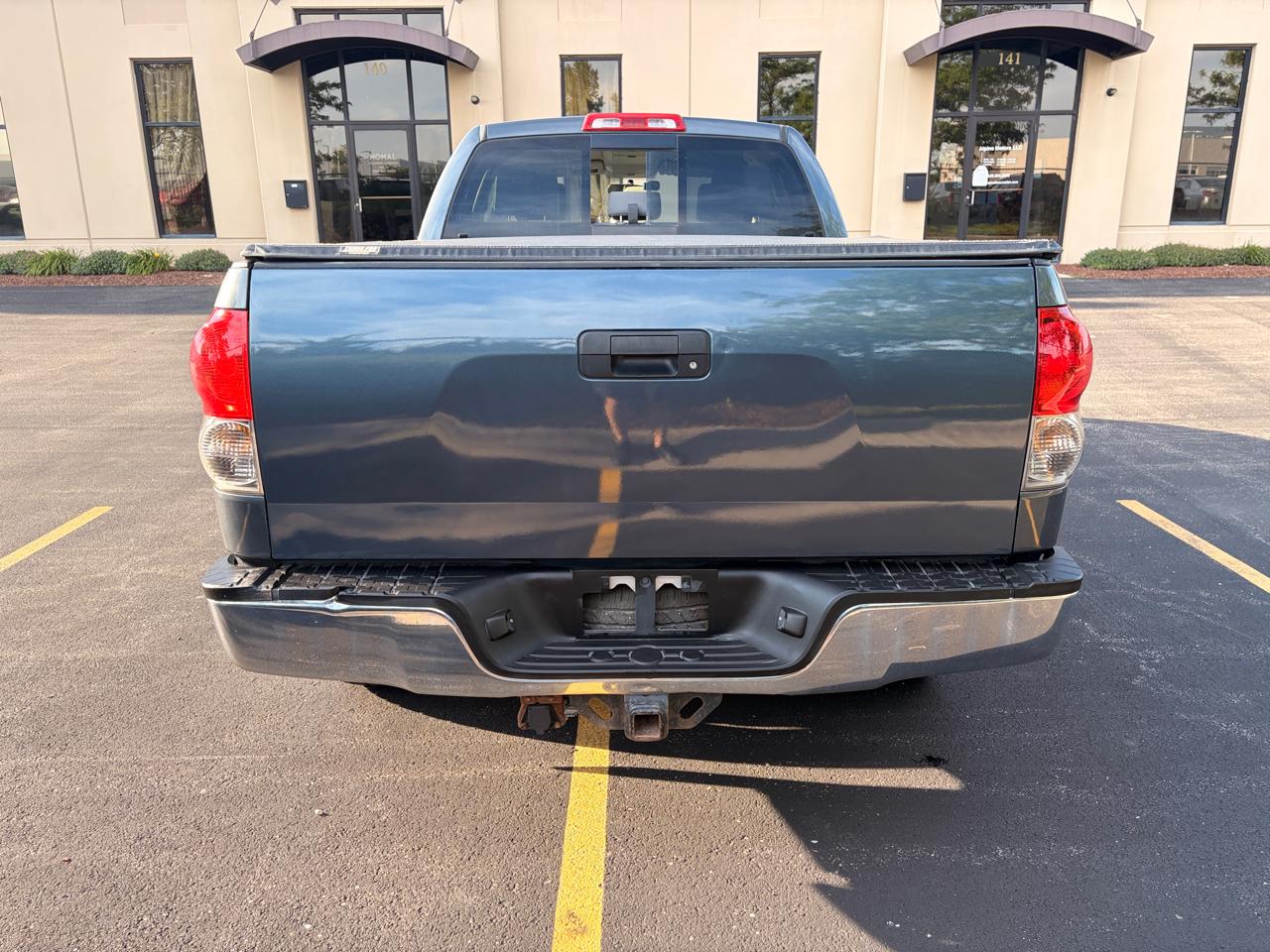 Toyota Tundra SR5 Double Cab 5.7L 2WD 2008