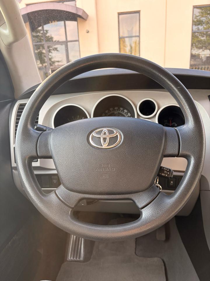 Toyota Tundra SR5 Double Cab 5.7L 2WD 2008