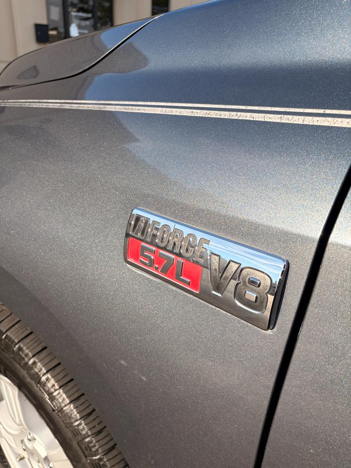 Toyota Tundra SR5 Double Cab 5.7L 2WD 2008