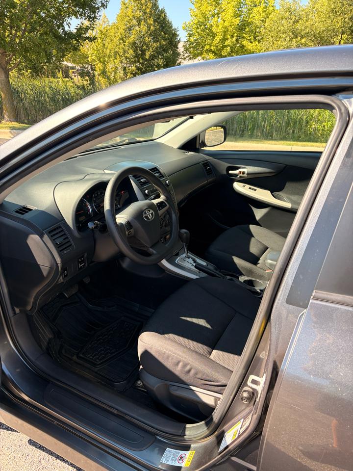 Toyota Corolla S 2011