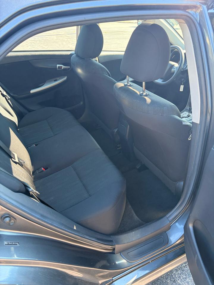Toyota Corolla S 2011