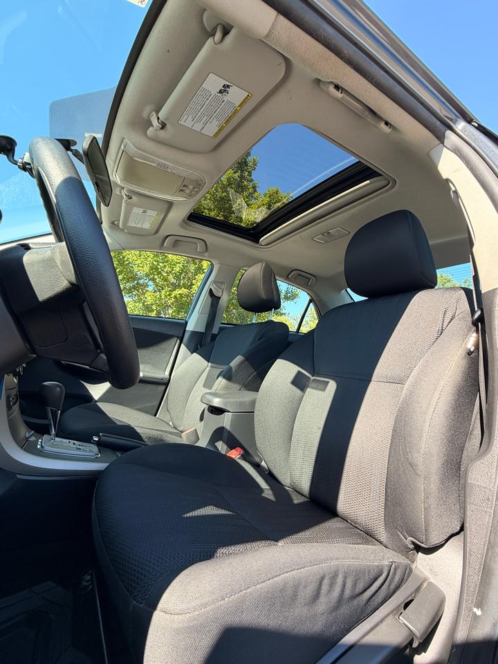 Toyota Corolla S 2011