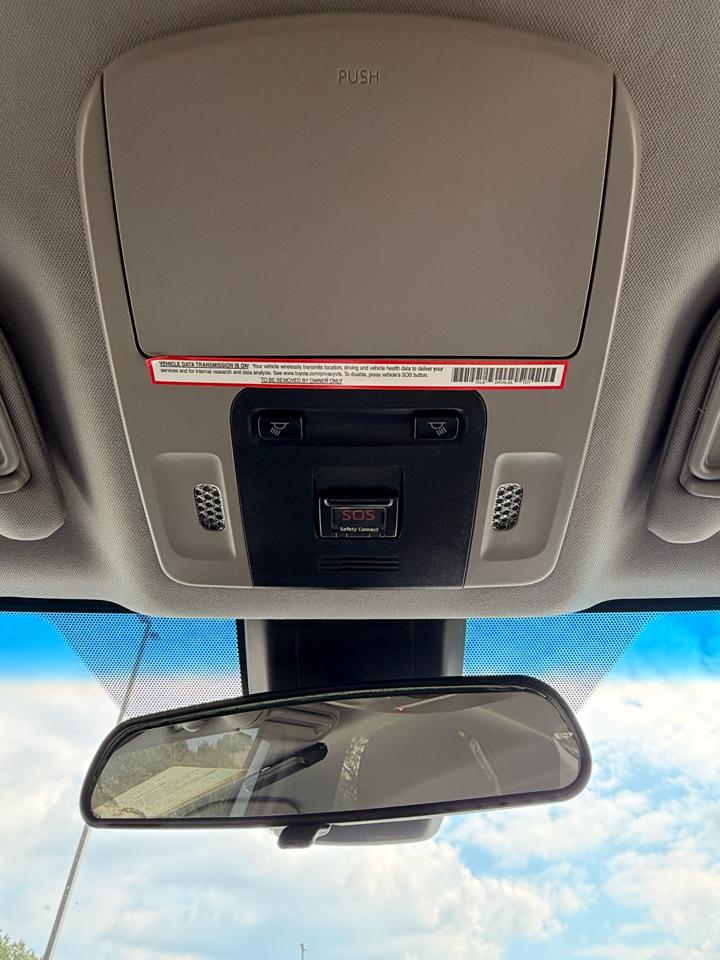 Toyota Camry SE 2019