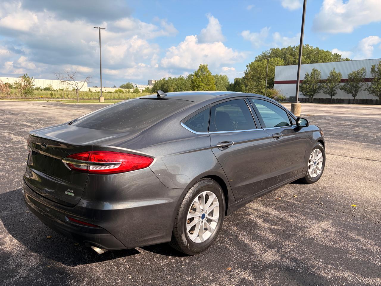 Ford Fusion SE 2020