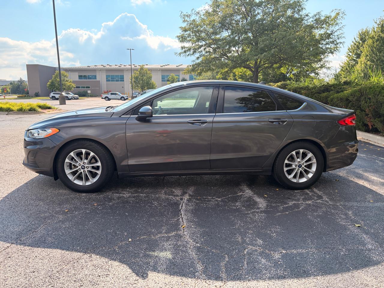 Ford Fusion SE 2020
