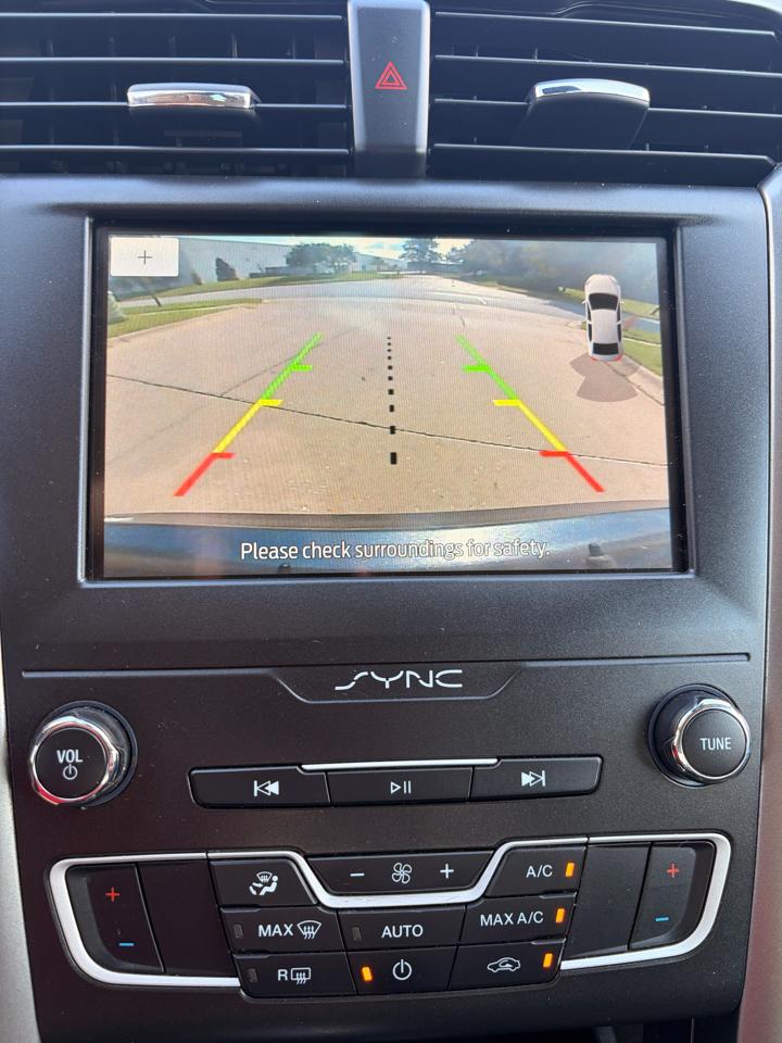 Ford Fusion SE 2020