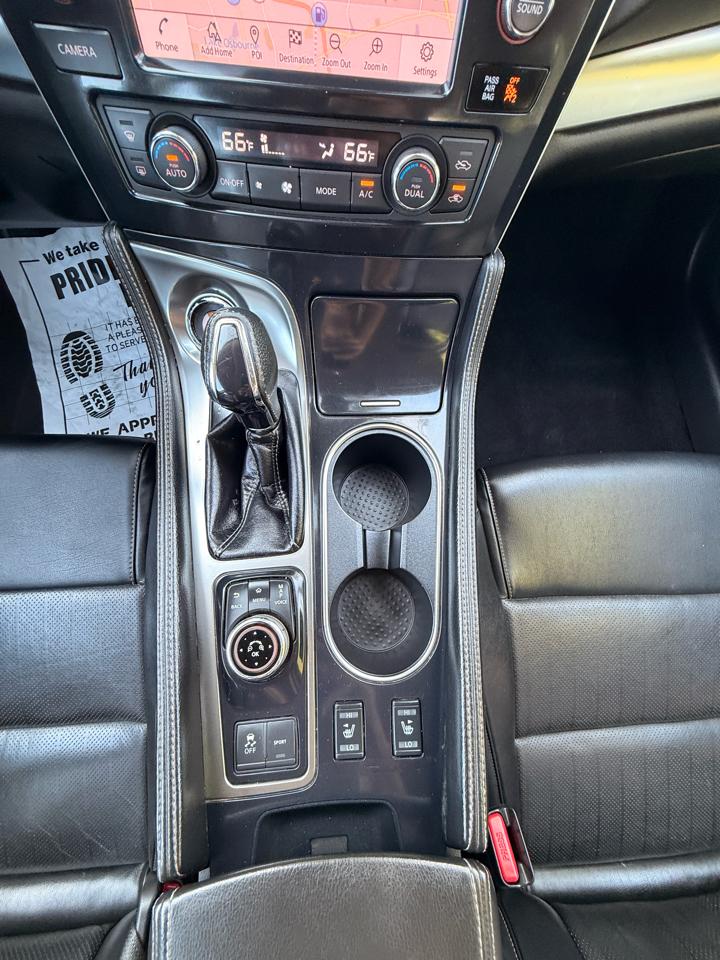 Nissan Maxima 3.5 SV 2020