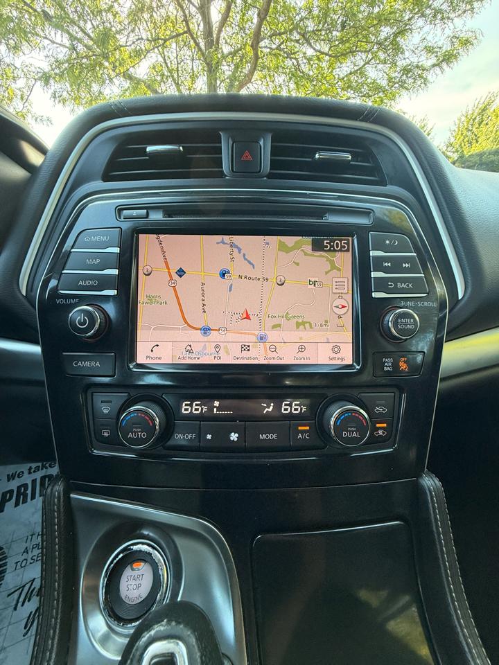 Nissan Maxima 3.5 SV 2020