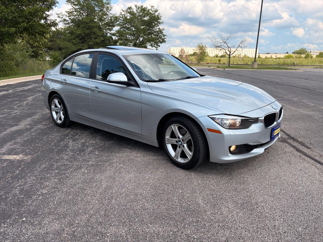 BMW 3-Series 328i xDrive Sedan 2013