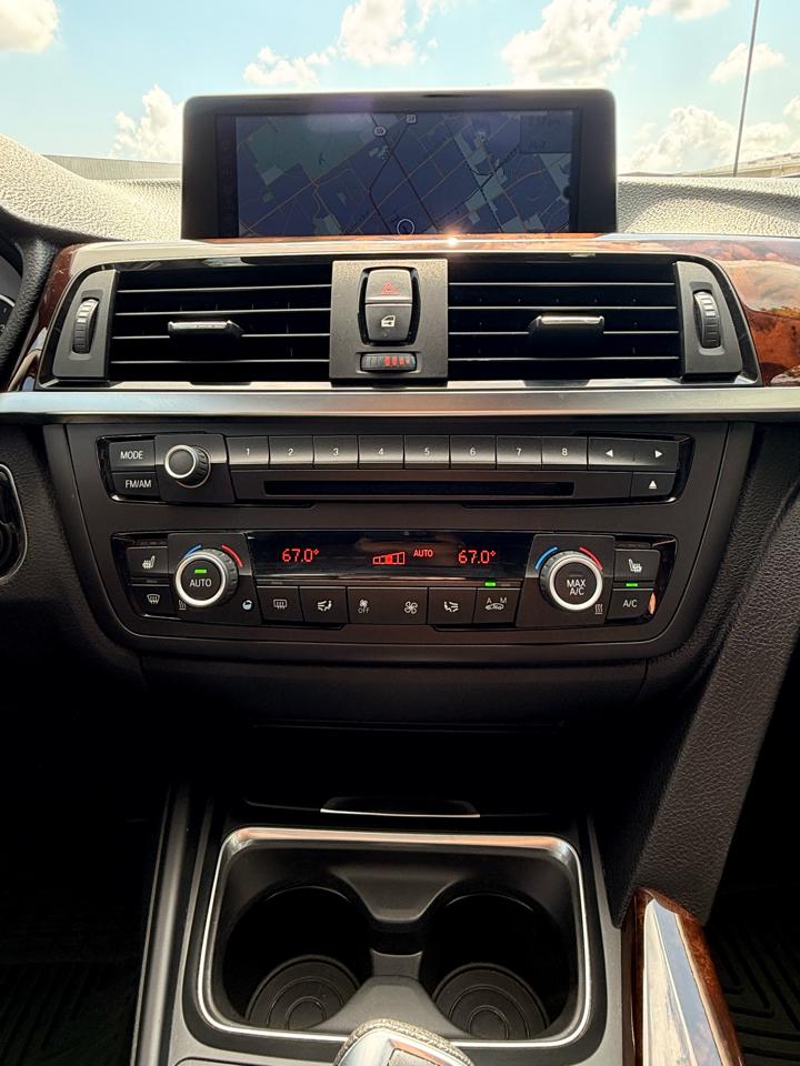 BMW 3-Series 328i xDrive Sedan 2013