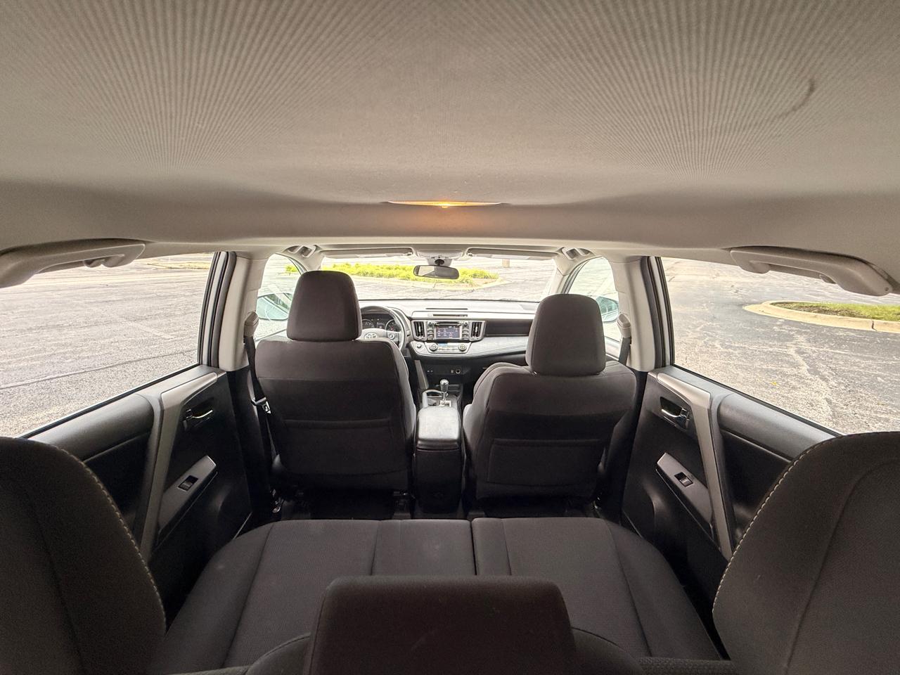 Toyota RAV4 XLE FWD 2018