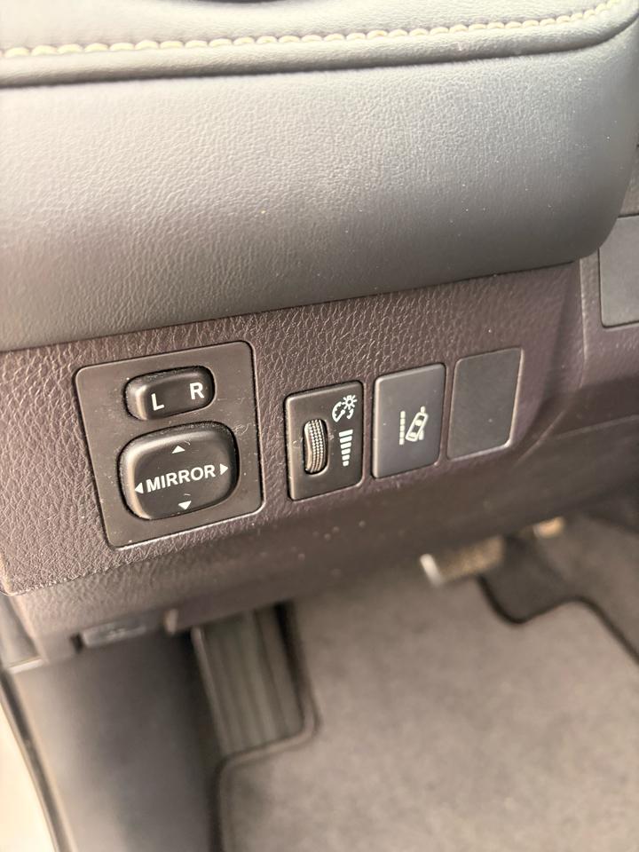 Toyota RAV4 XLE FWD 2018