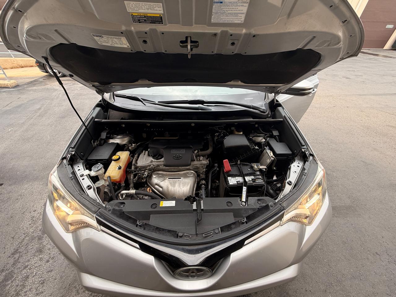 Toyota RAV4 XLE FWD 2018