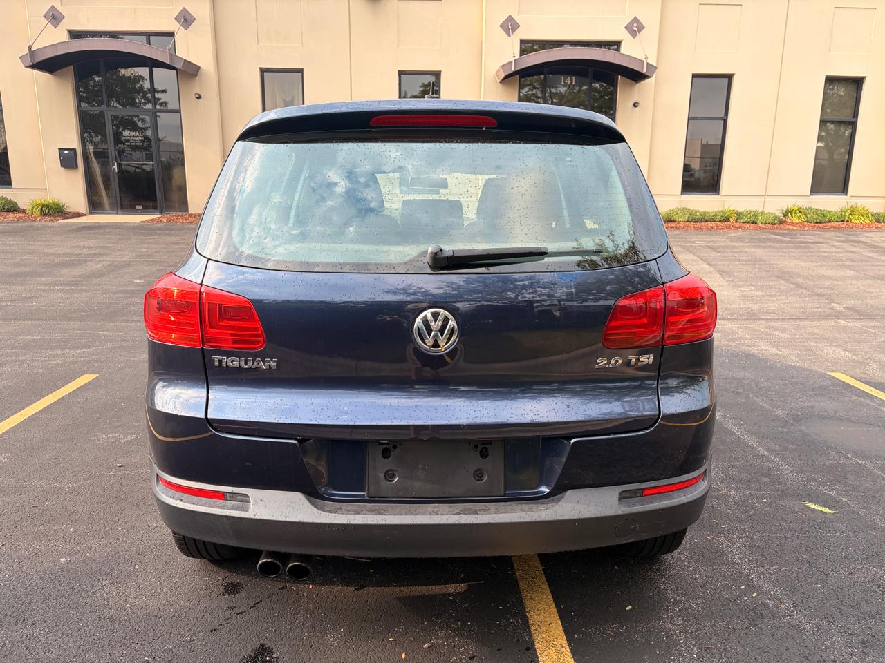 Volkswagen Tiguan S 2013