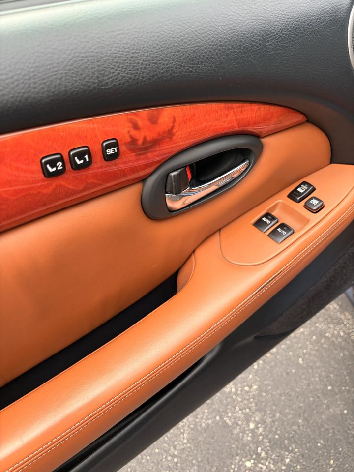 Lexus SC 430 Convertible 2006