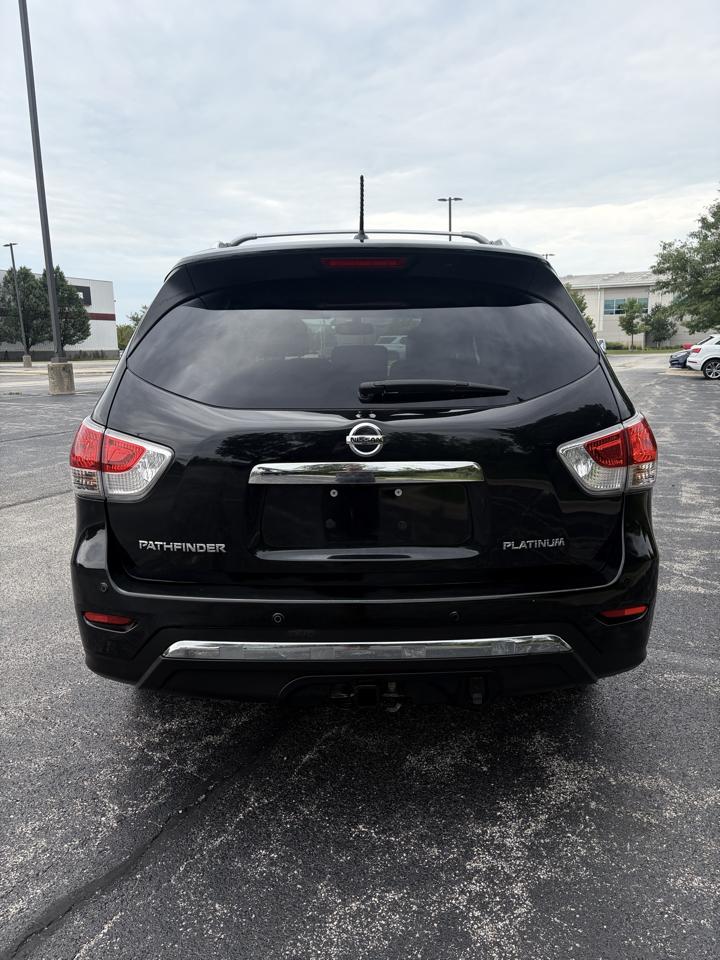 Nissan Pathfinder SV 2WD 2015