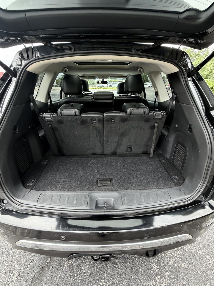 Nissan Pathfinder SV 2WD 2015