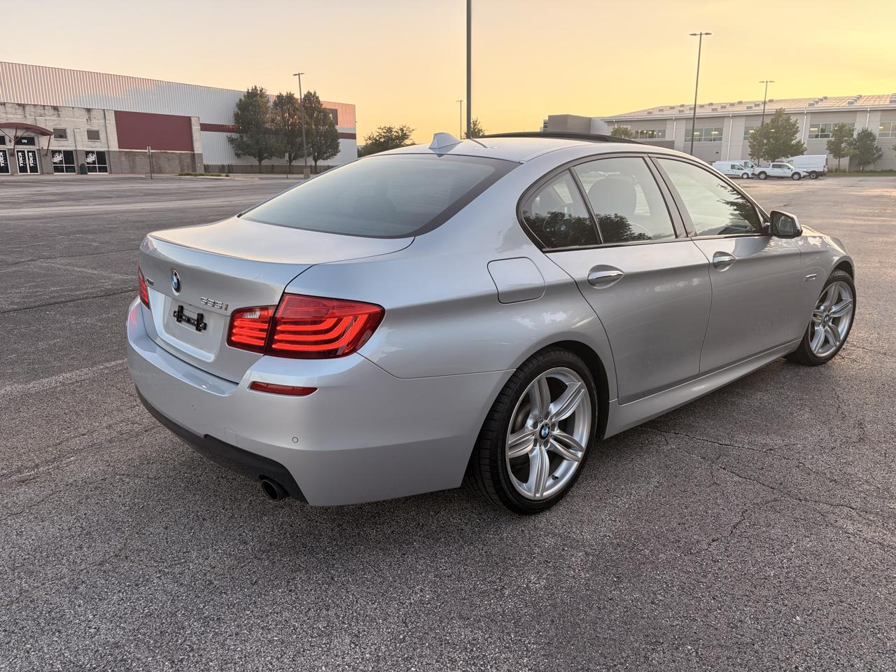 BMW 5-Series 535i xDrive 2016