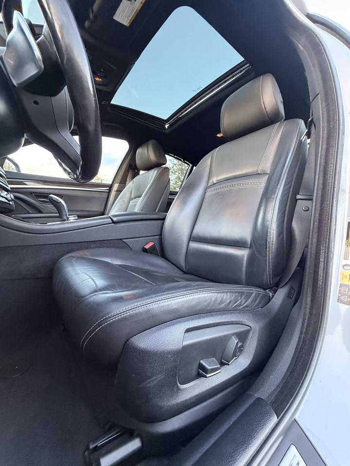 BMW 5-Series 535i xDrive 2016