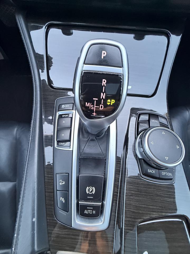 BMW 5-Series 535i xDrive 2016