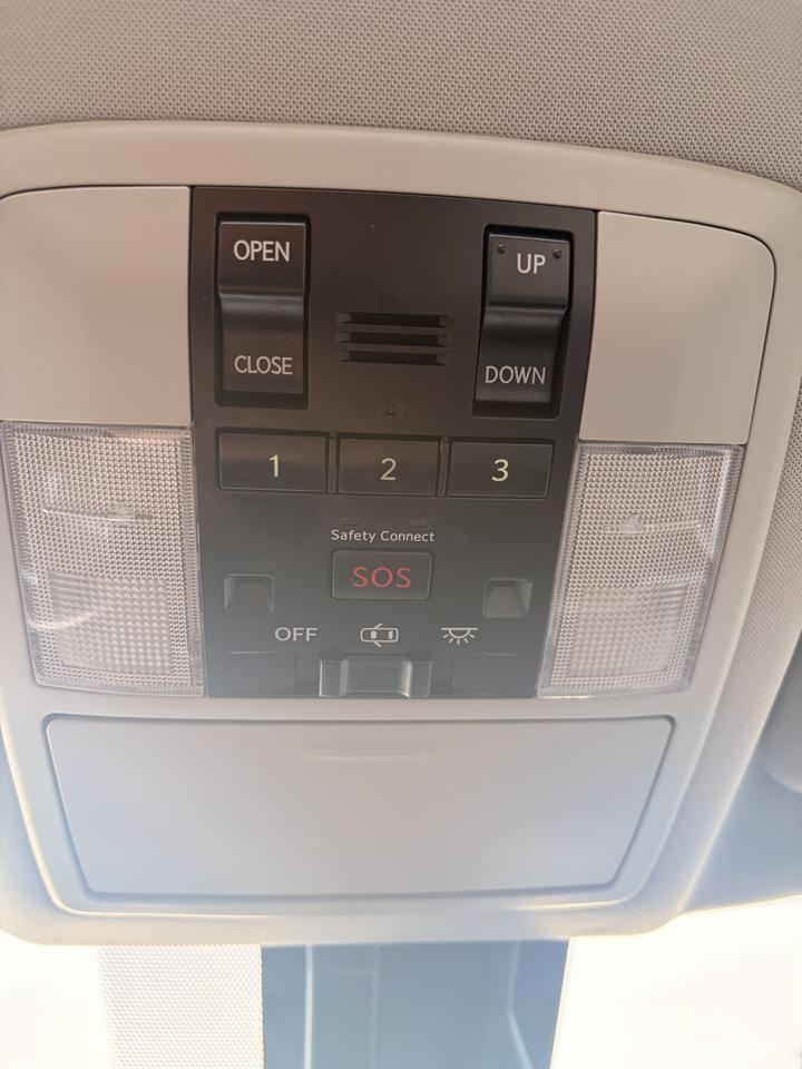 Lexus CT 200h Base 2012