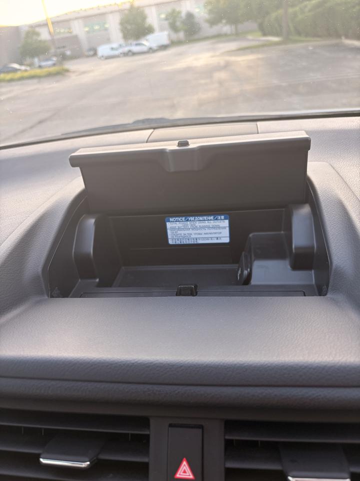 Lexus CT 200h Base 2012