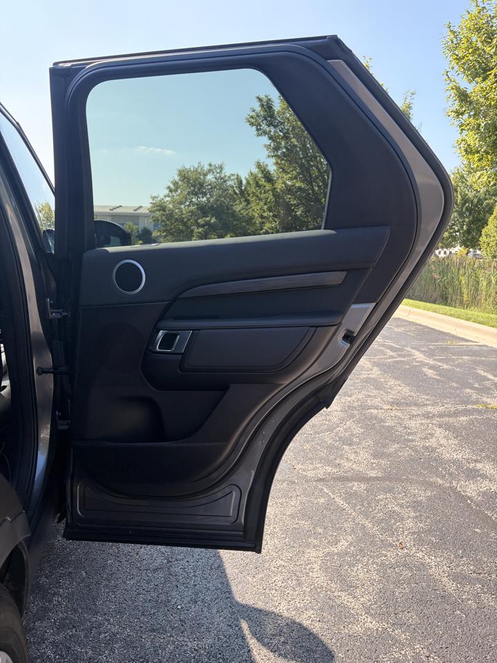 Land Rover Discovery HSE 2018