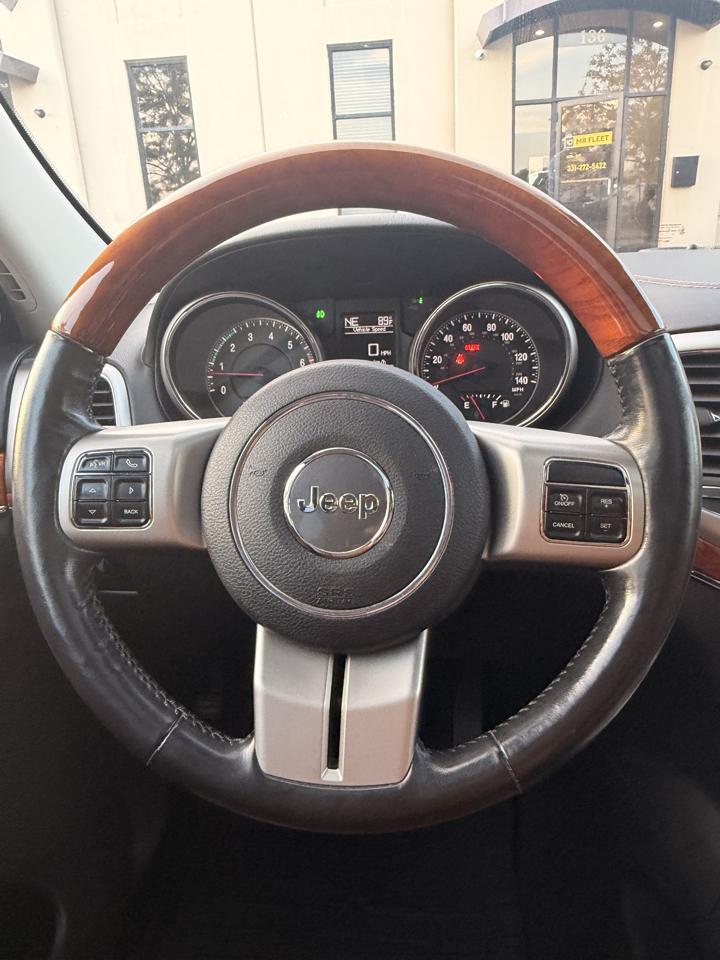 Jeep Grand Cherokee Overland 4WD 2011