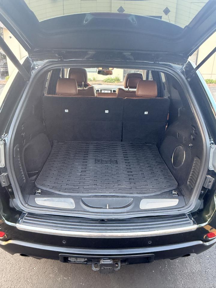 Jeep Grand Cherokee Overland 4WD 2011