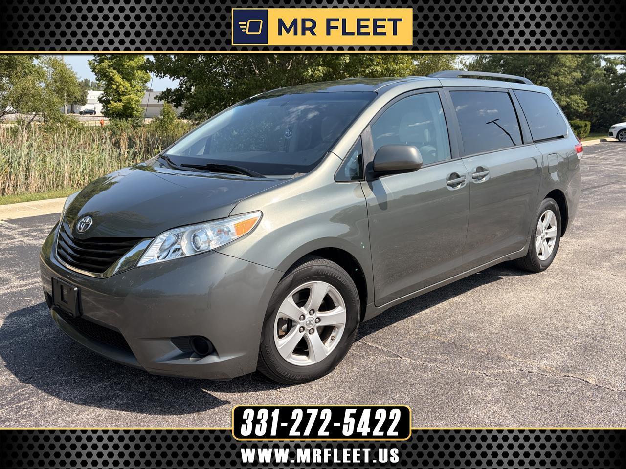 2013 Toyota Sienna LE FWD 8-Passenger V6