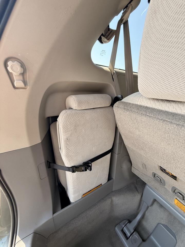 Toyota Sienna LE FWD 8-Passenger V6 2013