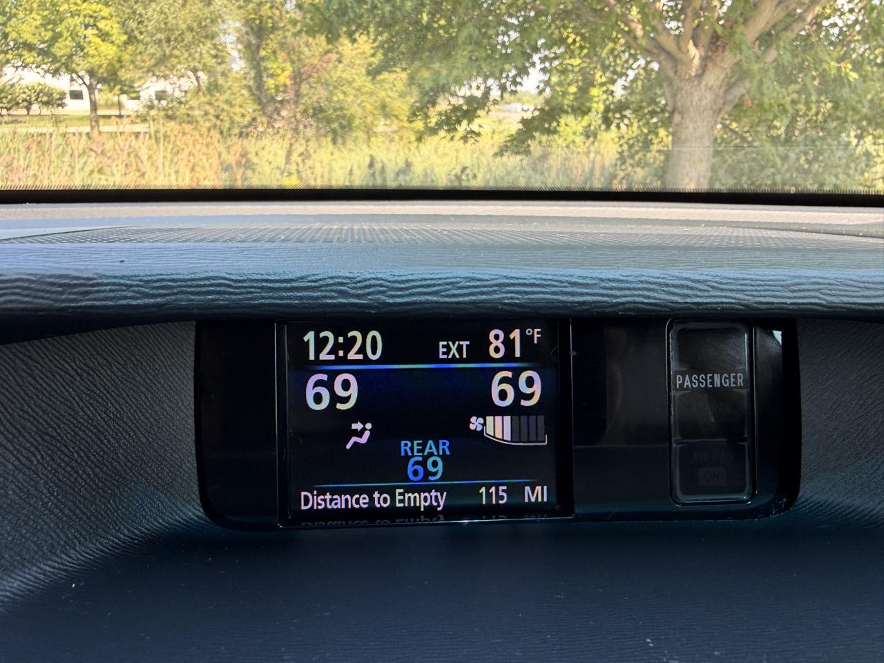 Toyota Sienna LE FWD 8-Passenger V6 2013