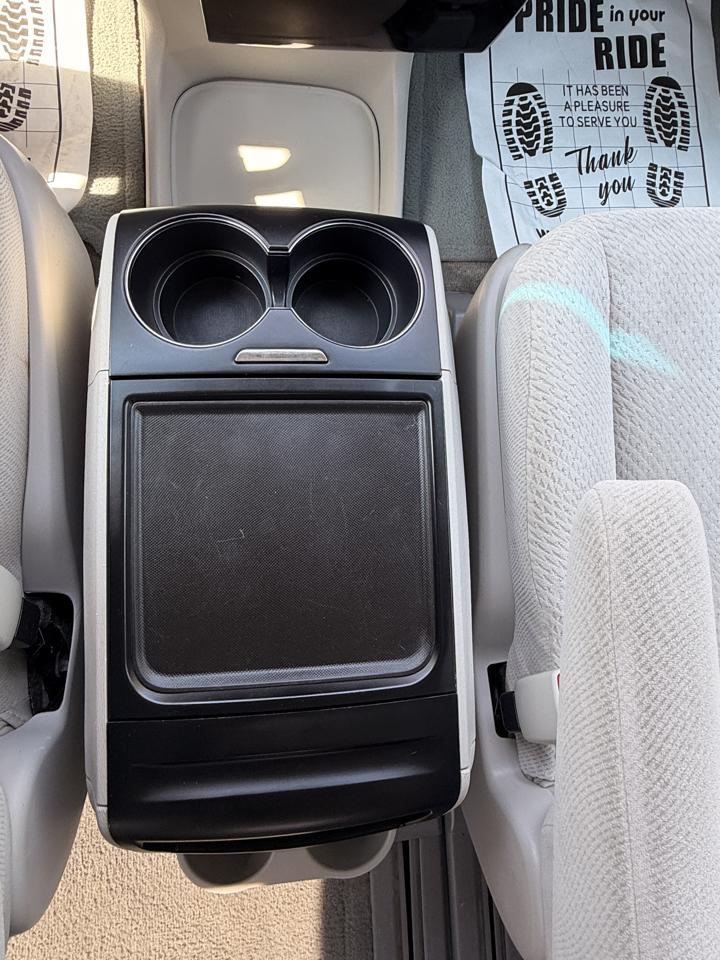 Toyota Sienna LE FWD 8-Passenger V6 2013