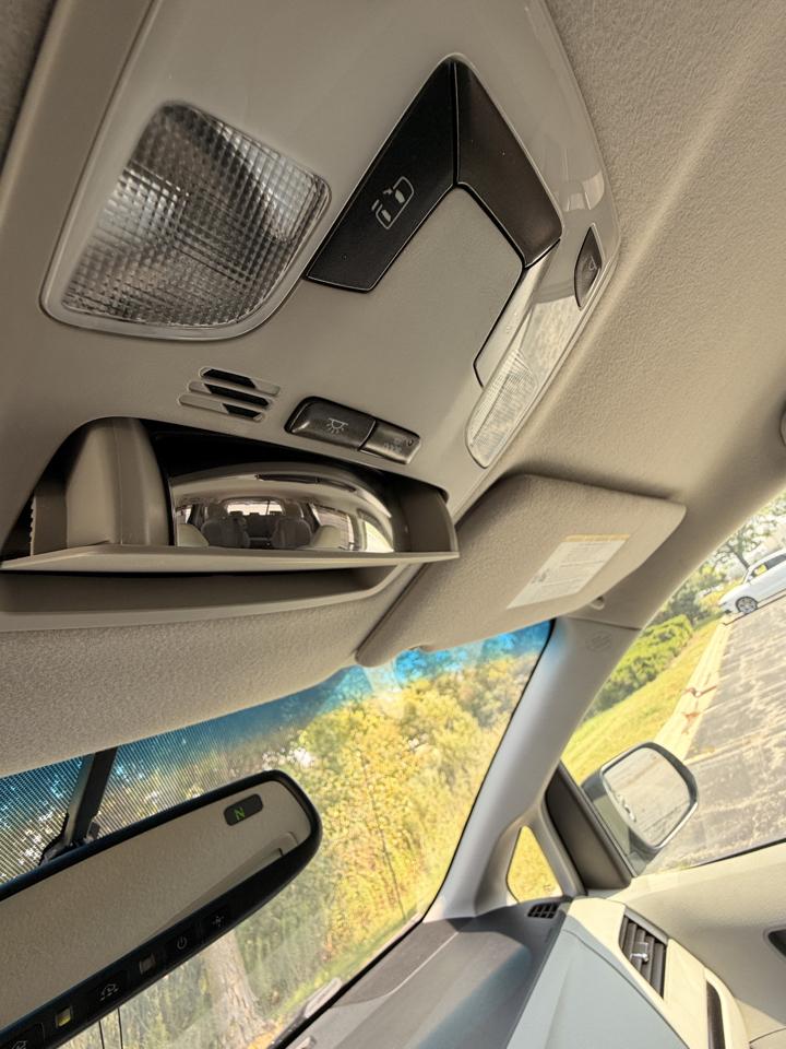 Toyota Sienna LE FWD 8-Passenger V6 2013