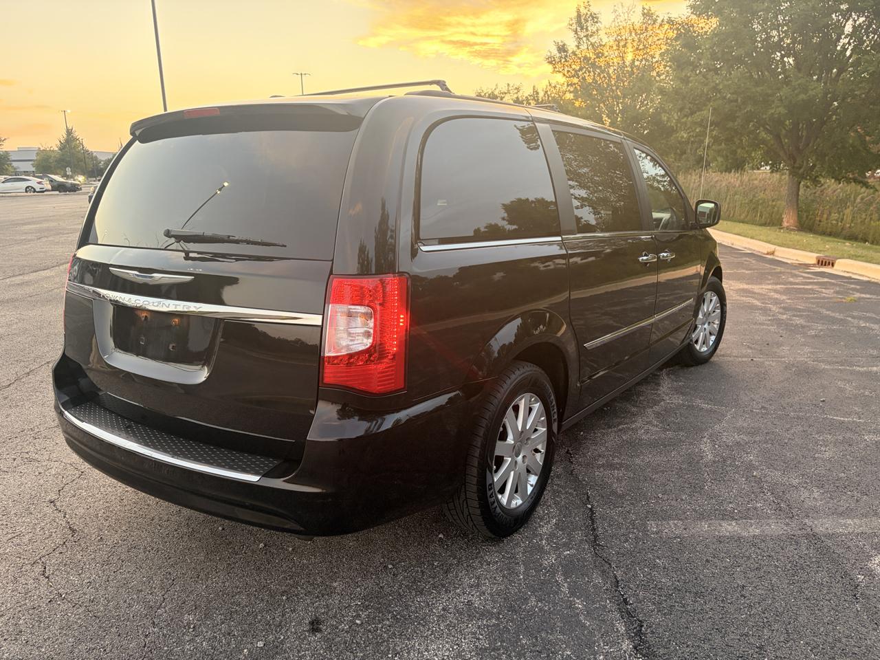 Chrysler Town & Country Touring 2016