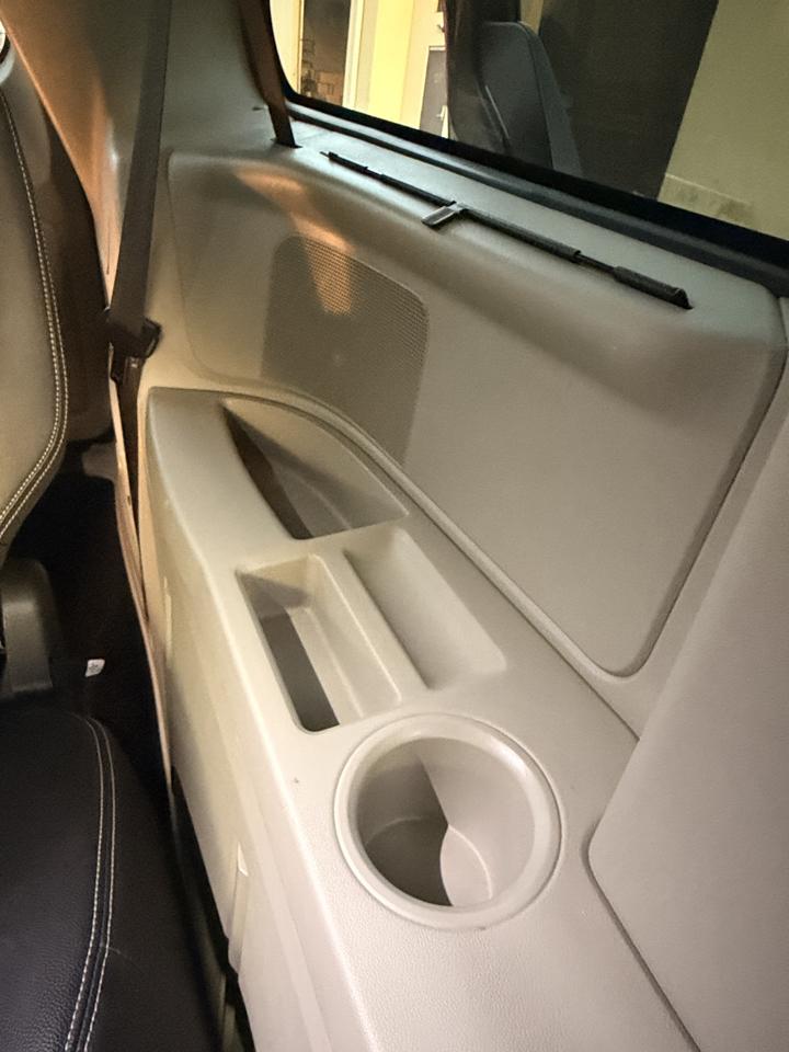 Chrysler Town & Country Touring 2016