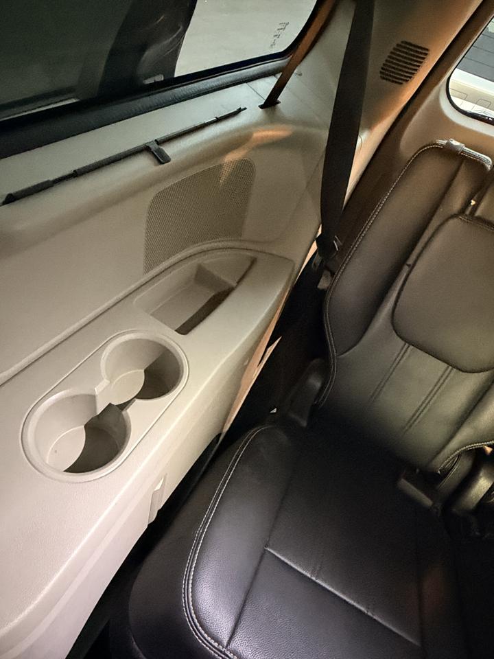 Chrysler Town & Country Touring 2016