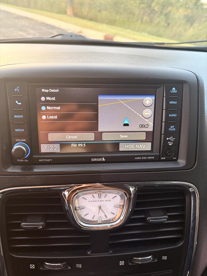 Chrysler Town & Country Touring 2016