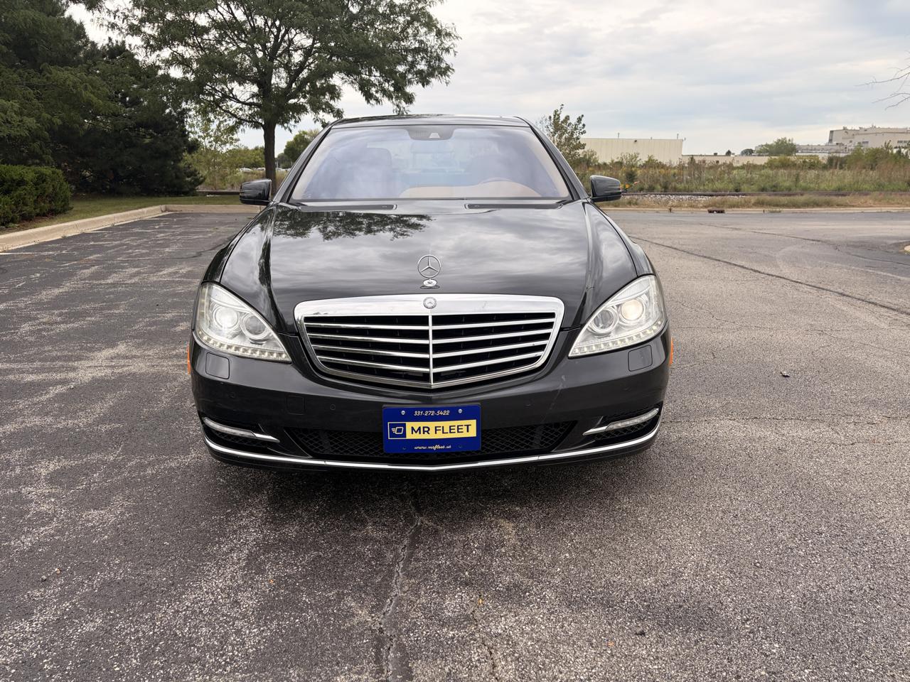 Mercedes-Benz S-Class S550 4-MATIC 2012