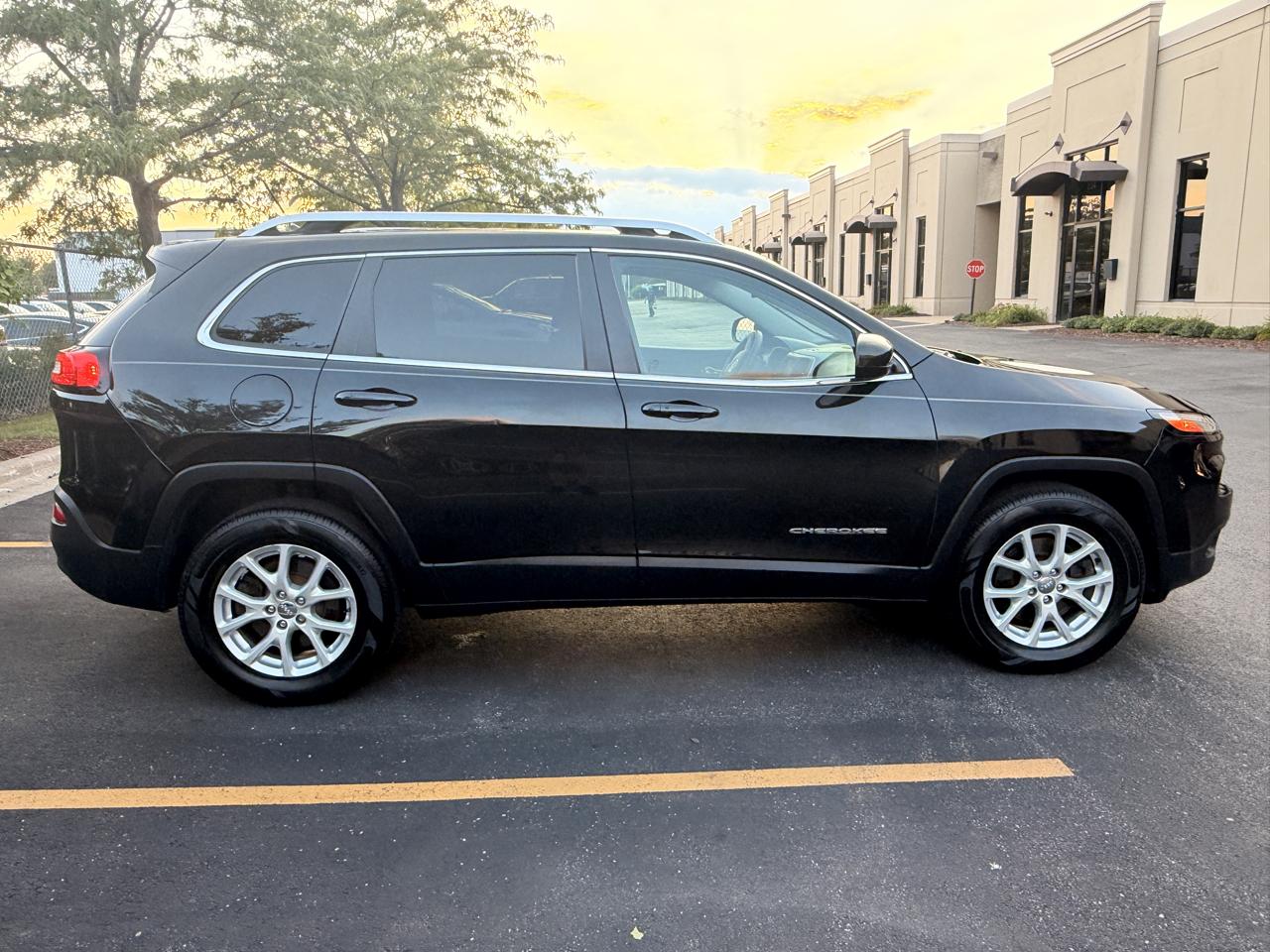 Jeep Cherokee Latitude 4WD 2015