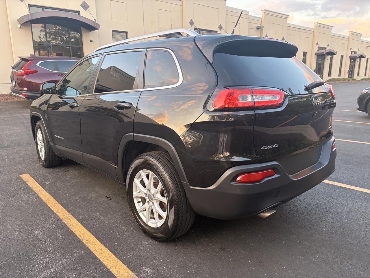 Jeep Cherokee Latitude 4WD 2015