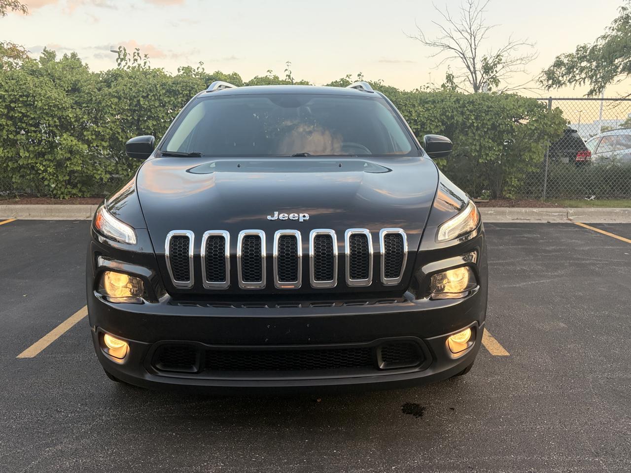 Jeep Cherokee Latitude 4WD 2015