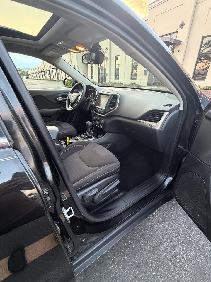 Jeep Cherokee Latitude 4WD 2015
