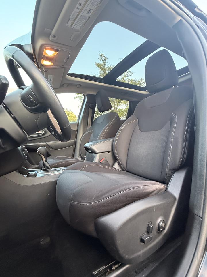Jeep Cherokee Latitude 4WD 2015