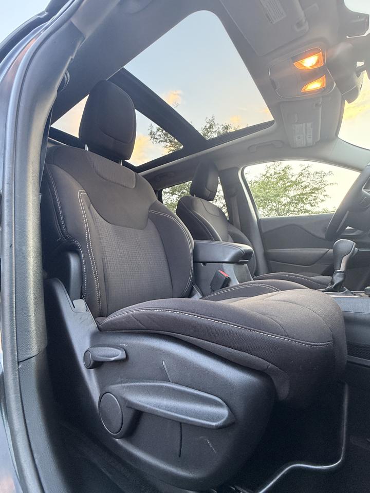 Jeep Cherokee Latitude 4WD 2015
