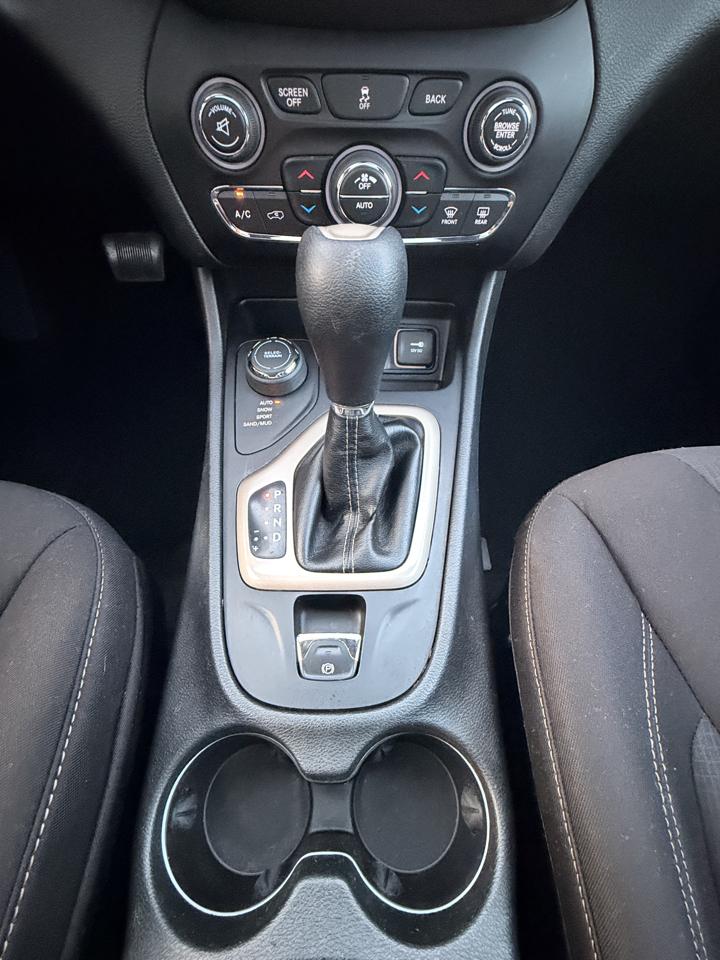 Jeep Cherokee Latitude 4WD 2015