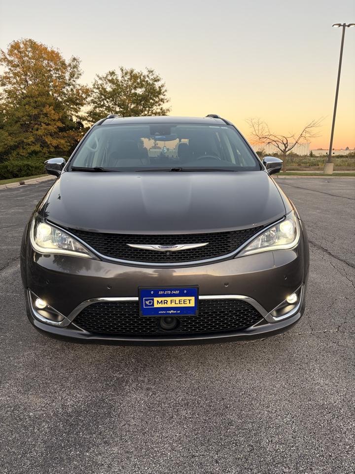 Chrysler Pacifica Limited 2019