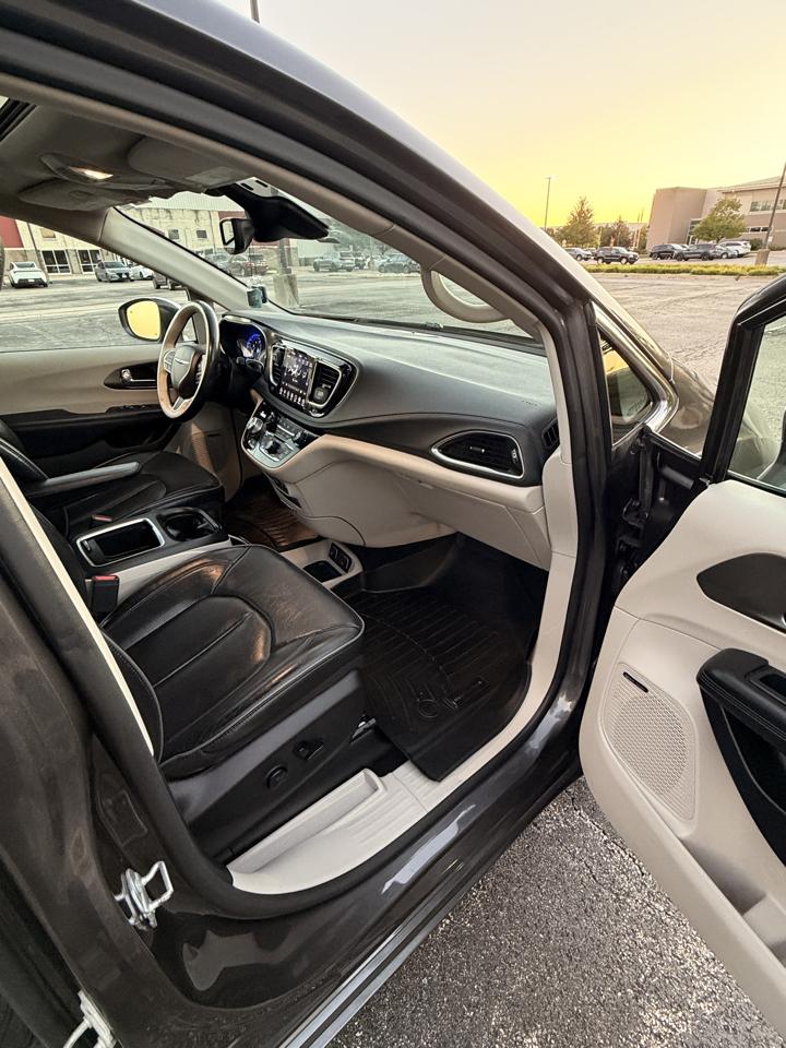 Chrysler Pacifica Limited 2019